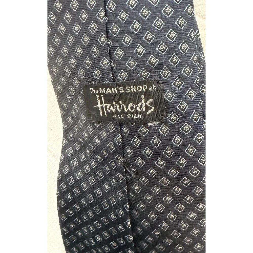 Harrods The Mans Shop Silk Tie Navy Blue Geometric Diamond Made in England